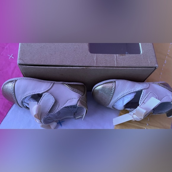 Cole Haan Baby Shoes - Picture 4 of 6